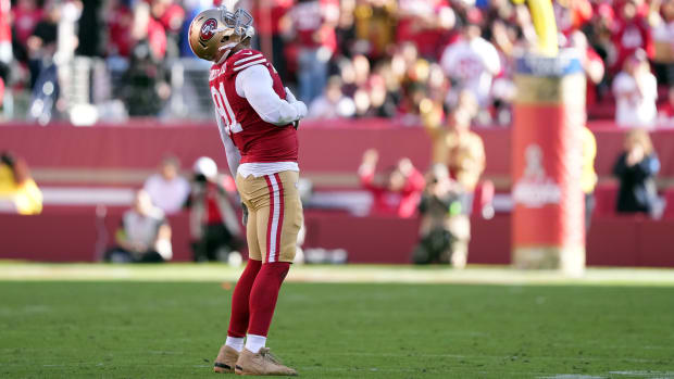 Arik Armstead Belly Rub